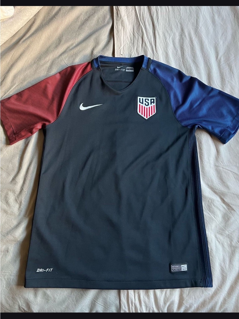 Nike Soccer Jersey in Black with Red & White USA Crest